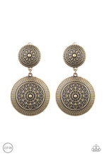 Cargar imagen en el visor de la galería, Paparazzi Magnificent Medallions - Brass Clip On Earring - Bauble and Bling Boutique 