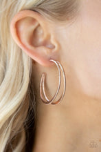 Laden Sie das Bild in den Galerie-Viewer, Rustic Curves - Rose Gold